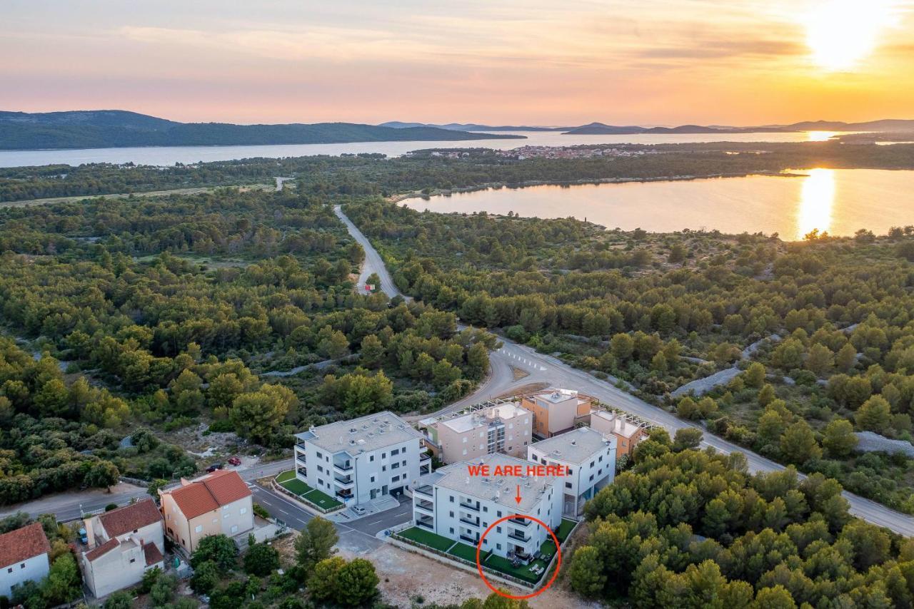 My Adriatic Place With Private Garden And Garage Šibenik Exterior foto